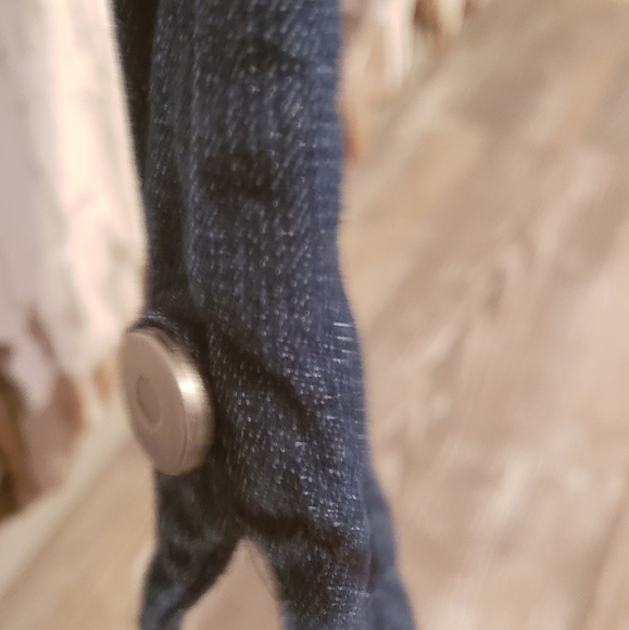 Capris - Picture 4 of 4